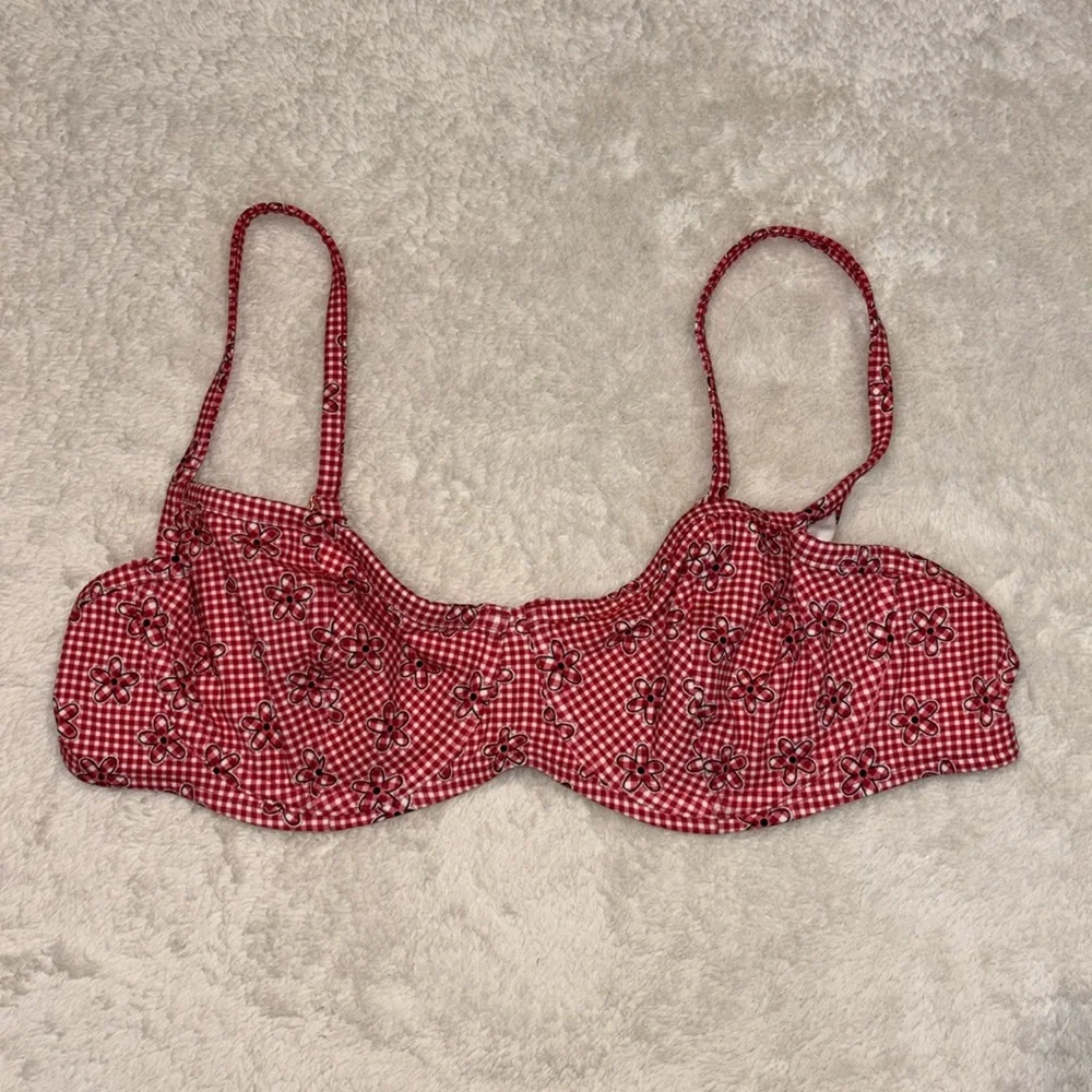 PINK by Frankie’s Bikinis 2 Piece Bikini
